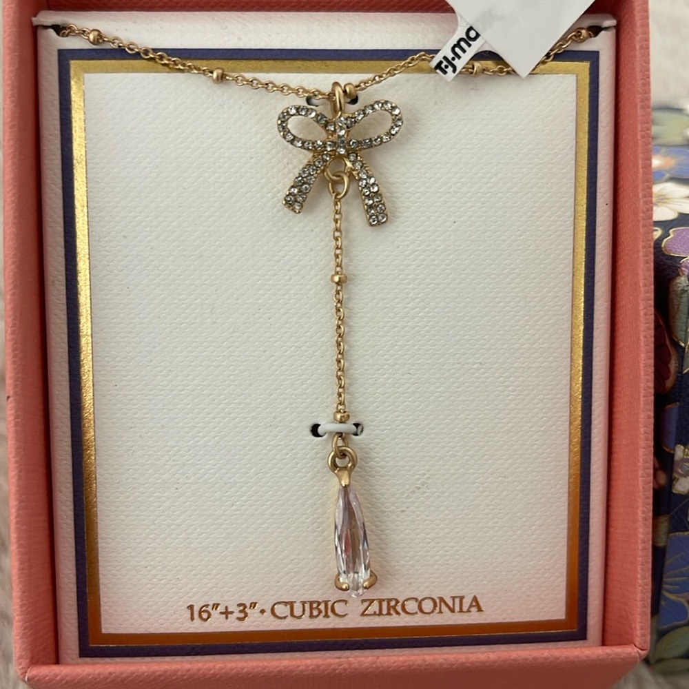 NWT Bella and Jack Necklace